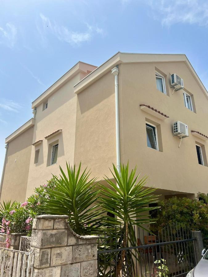 Apartmani Bekonja Тиват Екстер'єр фото